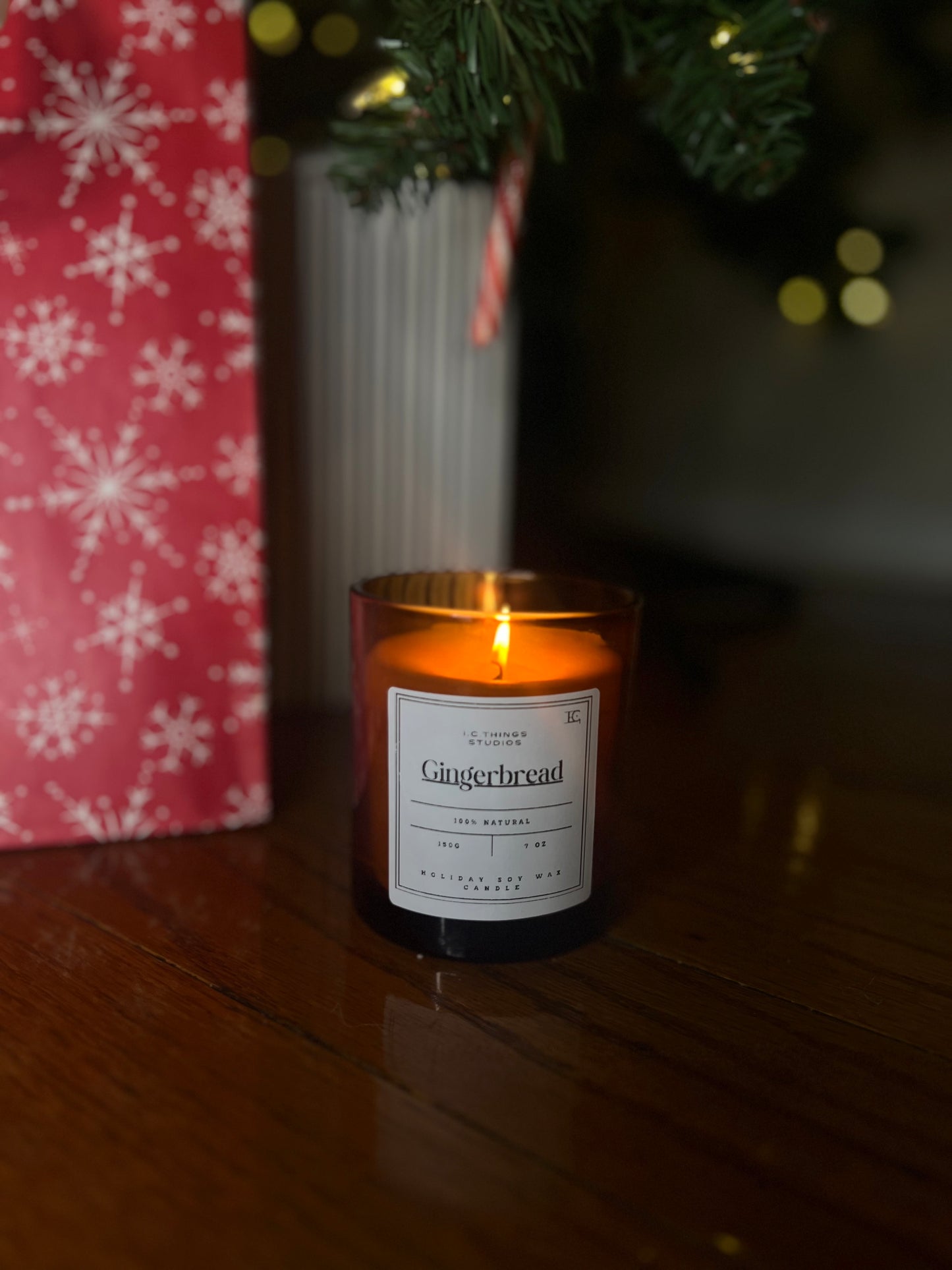 I.C.THINGS STUDIOS Gingerbread Holiday Candle